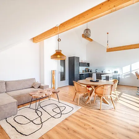 Apartment Liboria I Traumhafte In Aidling Am Mit Atemberaubendem Blick Auf Majestaetische Zugspitze! *