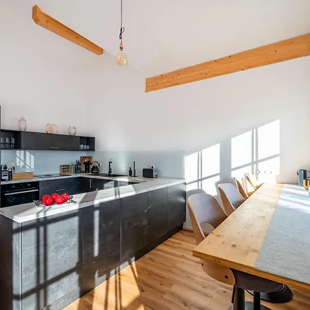 Apartment Liboria I Traumhafte In Aidling Am Mit Atemberaubendem Blick Auf Majestaetische Zugspitze!